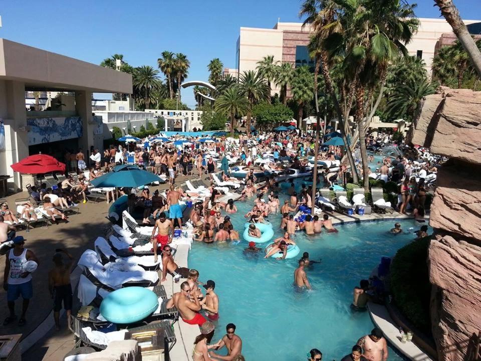 Mgm Signature Hotel Balcony ,No Resort Fee Лас-Вегас Экстерьер фото