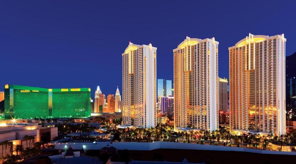 Mgm Signature Hotel Balcony ,No Resort Fee Лас-Вегас Экстерьер фото